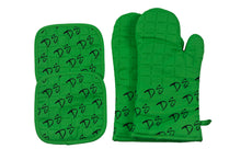 Load image into Gallery viewer, Oven Mitts &amp; Potholder Set
